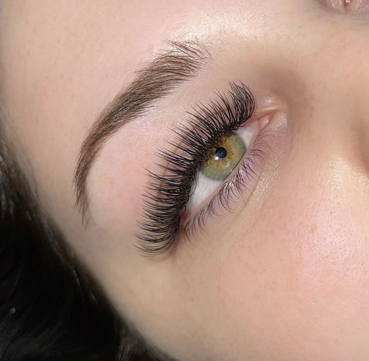 Beginner Classic Eyelash Extension Course